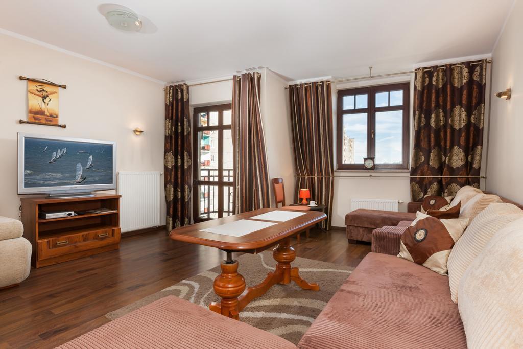 Apartamenty Pod Orlami By Noclegi Renters Świnoujście Extérieur photo